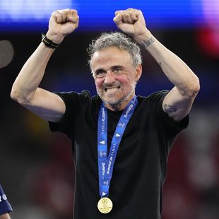 Luis Enrique, 'Rey de Europa' y pletórico tras la tanda: "Perdí la de Marruecos y me mataron..."