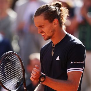 French Open: Alexander Zverev nach klarem Sieg gegen Jakub Mensik im ...