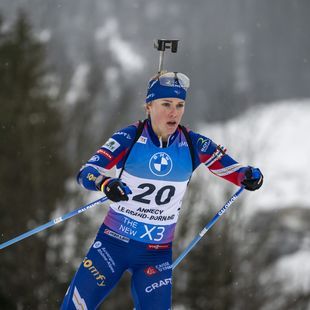 Sophie Chauveau prallt bei Radtour mit Hund zusammen: ...