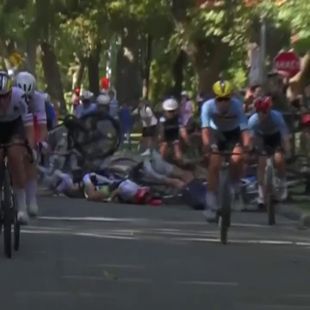 2026 Cycling World Championships: Violent mass crash overshadows ...