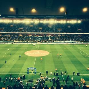 PSG : 280 000 euros pour une loge VIP à l’année au Parc des Princes ...