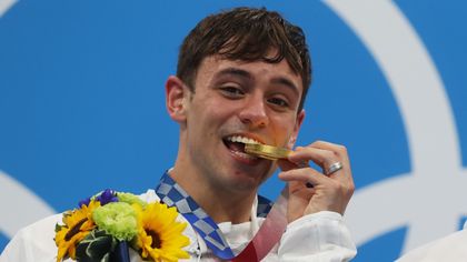 Tom Daley: ”Sunt incredibil de mândru să spun că sunt gay și campion olimpic!”