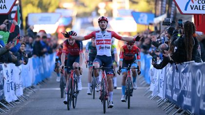 Ronde van Valencia | Ciccone sprint naar de overwinning bovenop Alto de Pinos