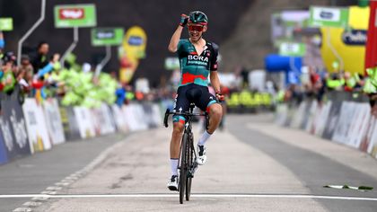 Tour of the Alps | Slimme Lennard Kämna wint de etappe, Tao Geoghegan Hart behoudt de leiding