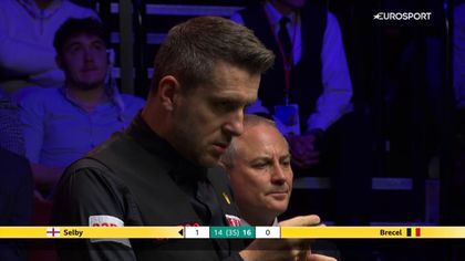 Big fluke for Selby as he continues comeback versus Brecel