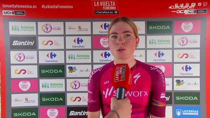 Vuelta Femenina | "Ik was bang dat het te vroeg was" - Demi Vollering over laatste versnelling