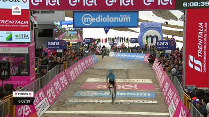 Finalul etapei a 7-a din Giro, câștigată din evadare de Davide Bais