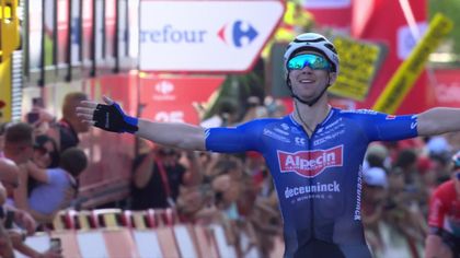 Highlights: Groves sprints to victory on Stage 4 of Vuelta