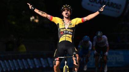 Final Giro dell'Emilia: Roglic da cátedra en Santuario de San Luca y avisa a Pogacar para Lombardía