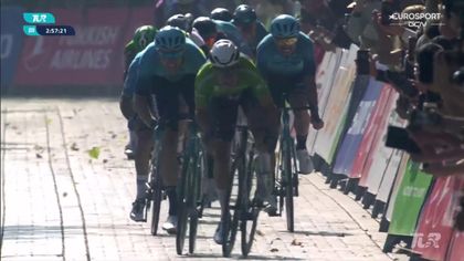 Ronde van Turkije | Bol heeft geen kans tegen sprintkoning Philipsen - Lutsenko eindwinnaar