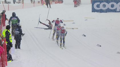 Upadek Diggins w biegu pościgowym w Davos