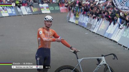 Van Der Poel, al 6-lea titlu mondial la ciclocross! Olandezul și-a surclasat concurența la Tabor