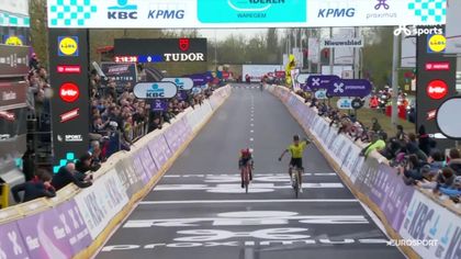 Dwars door Vlaanderen | Vos de sterkste in Waregem na zinderende finale - Dubbelslag voor Visma-LAB