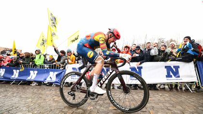 Mads P. jagter monument-sejr på brostenene: Se Paris-Roubaix uden afbrydelser på discovery+