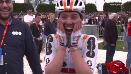 Parijs-Roubaix | Vreugde en verdriet liggen dicht bij elkaar – Balsamo (2) huilt, Giorgi (3) lacht