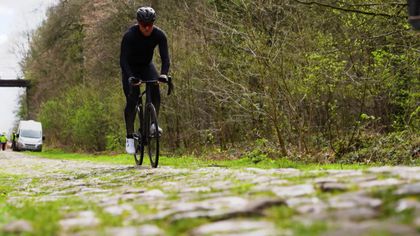 The Cycling Show: Carlson tackles ‘notorious’ cobbles of Paris-Roubaix