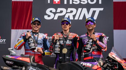 Viñales triunfa en la 'sprint' de Austin en el triplete español con Marc Márquez y Martín