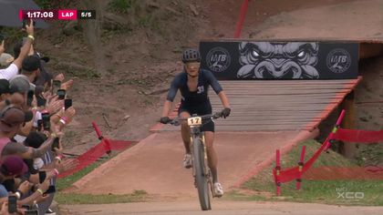 'Take a bow!' - Rissveds stars to win opening XCO World Cup in Mairipora
