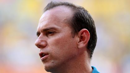 Denunciato per molestie: l'allenatore Kleiton Lima si dimette dal Santos