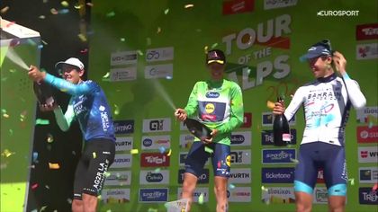 Ceremonia wręczenia nagród dla najlepszych zawodników Tour of the Alps