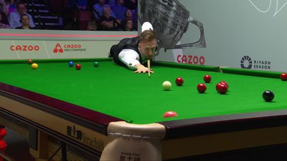 'These are bad signs' - Trump misses another pink in 20th frame