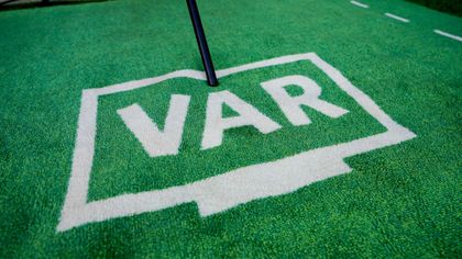 Norsk fotball oppretter eget VAR-utvalg – klubbene kan melde inn situasjoner

