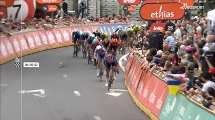 Ronde van Limburg | Grandioze laatste bocht en lange sprint bezorgen Groenewegen weer eens zege