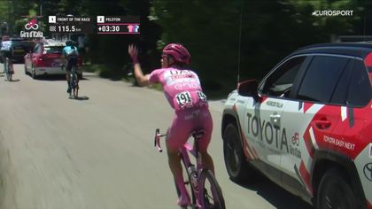 Giro d'Italia | Tadej Pogacar maakt zich kwaad op ploeg - Blijkt geen zonnebrandcrème te hebben