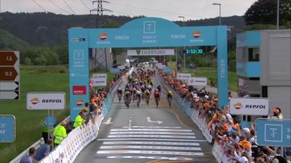Ronde van Noorwegen | Jordi Meeus snelste in massaspurt, Wout van Aert net naast podium