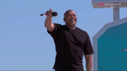 Dr Dre makes surprise appearance with Snoop Dogg during closing ceremomy performance
