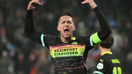 Zwaarbevochten overwinning voor PSV tegen Rode Ster Belgrado in een wedstrijd met twee gezichten
