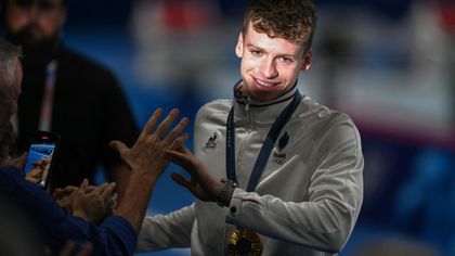 "À ce niveau, c'est inédit" : Pourquoi Marchand ne parle-t-il quasiment pas aux médias ?