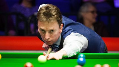 Doherty keeps World Seniors title hopes alive but White crashes out