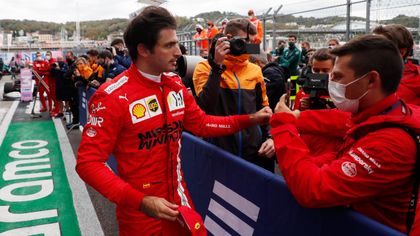 Sainz: "Ferrari forte a Sochi, voglio superare Norris in partenza"
