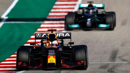Max Verstappen, victorie la limită în fața lui Lewis Hamilton în Marele Premiu al Statelor Unite