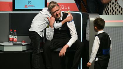 WK Snooker | “Je kunt niet iedereen blij maken” – Kyren Wilson krijgt slecht nieuws van zoon Bailey