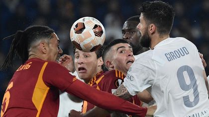 La moviola di Roma-Milan 2-1: il mani è di Giroud, niente rigore