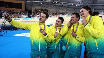 Record-breaking Australia dominate opening night at velodrome