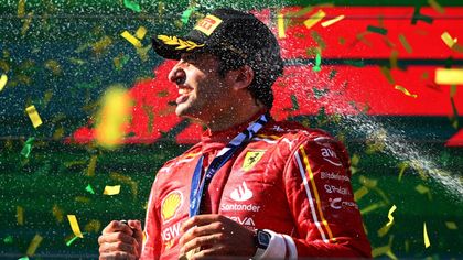 Resumen GP Australia: Sainz completa la gesta en el KO de Verstappen y Alonso da el do de pecho
