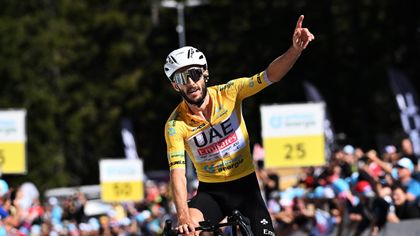 ‘Absolute genius at work!’ – ‘Champion in waiting’ Yates strengthens lead with classy Stage 5 win