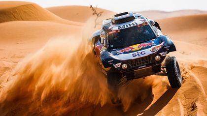 Resumen Rally Dakar (etapa 9): Sin frenos y sufriendo, el calvario de Sainz