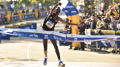 Olimpiyat şampiyonu Jepchirchir ve Korir New York Maratonu'nu kazandı