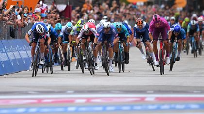 Kolejny kapitalny finisz Aniołkowskiego w Giro d'Italia. Etap dla Belga