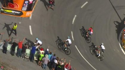 'Oh no!' - Wout Poels gets lost at the wrong moment