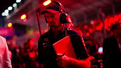 Tutti vogliono Adrian Newey: Ferrari sfida Mercedes, Aston Martin e Audi