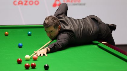 O'Sullivan into quarter-finals with commanding victory over Day