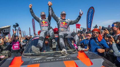 Sainz negyedszer nyerte meg a Dakar-ralit, történelmet írt az Audi