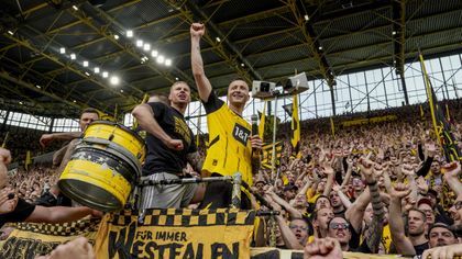 Des adieux soignés : Pour sa dernière, Reus paie une bière à... 25 000 supporters de Dortmund