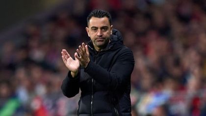 Xavi a Barcelona vezetőedzője marad
