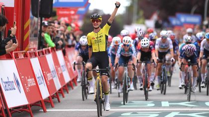 La Vuelta Femenina Stage 3 recap - Vos sprints to victory after gruelling Benito effort